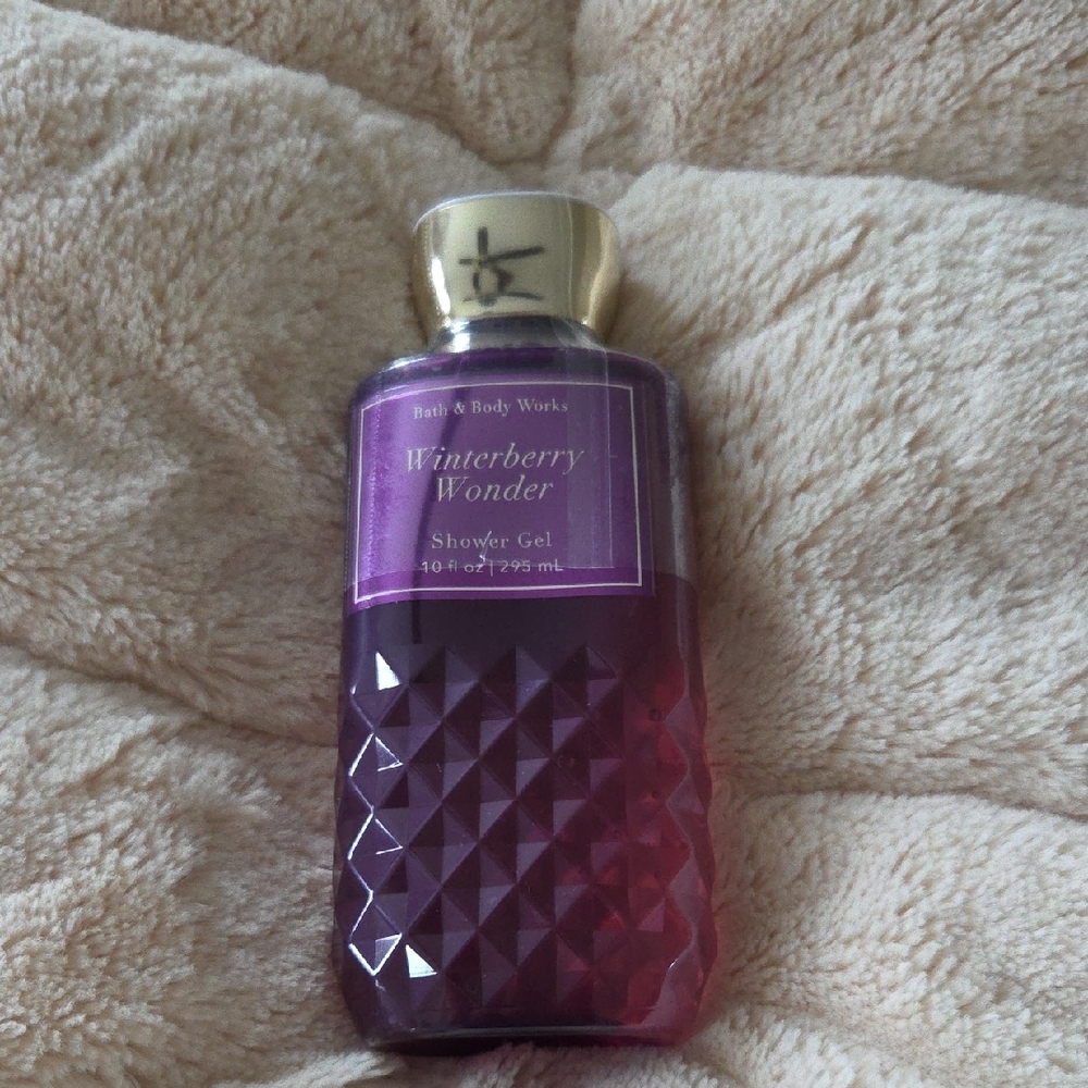 Bath & Body Works Winterberry Wonder Shower Gel